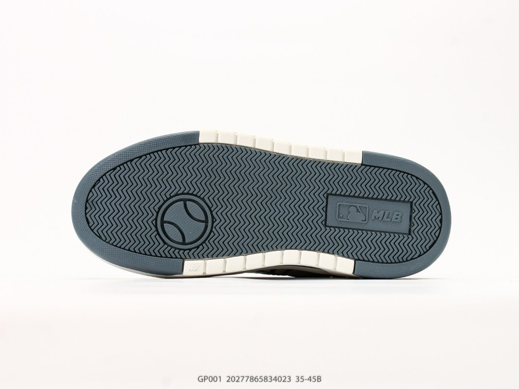 MLB Chunky Liner Mid Navy Cream Replica Sneaker view
