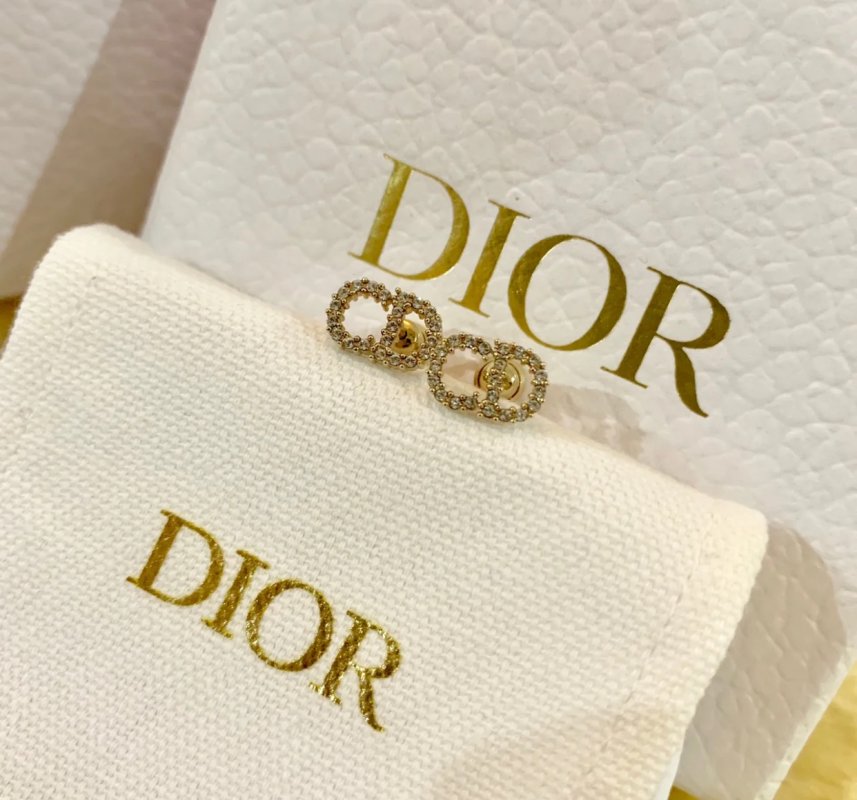 Dior Pearl Stud Earrings Gold Classic Simple Design view