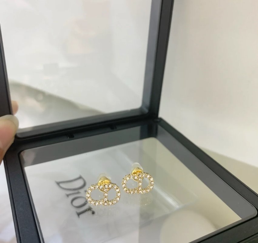 Dior Pearl Stud Earrings Gold Classic Simple Design view