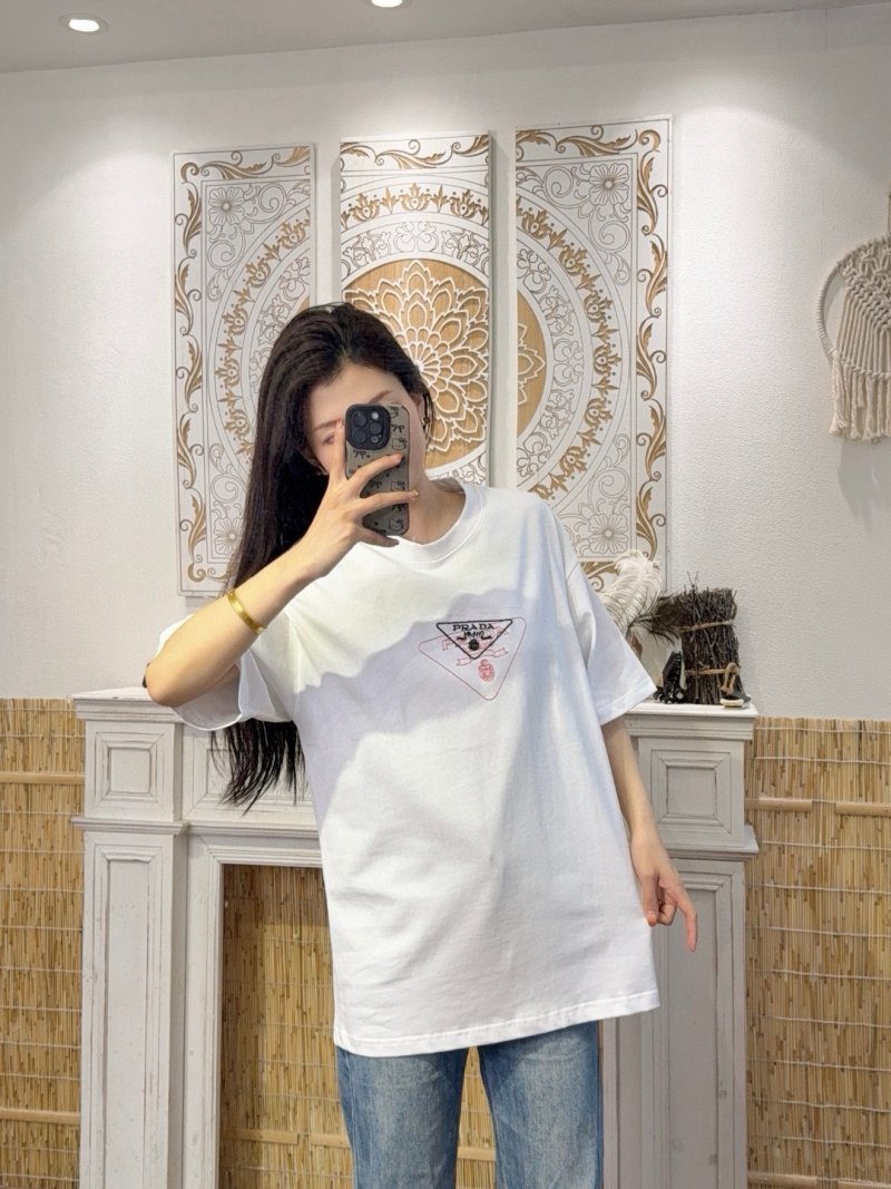 Nike Sportswear White Graphic T-Shirt UA Replica view