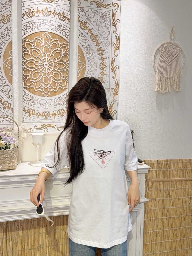 Nike Sportswear White Graphic T-Shirt UA Replica view