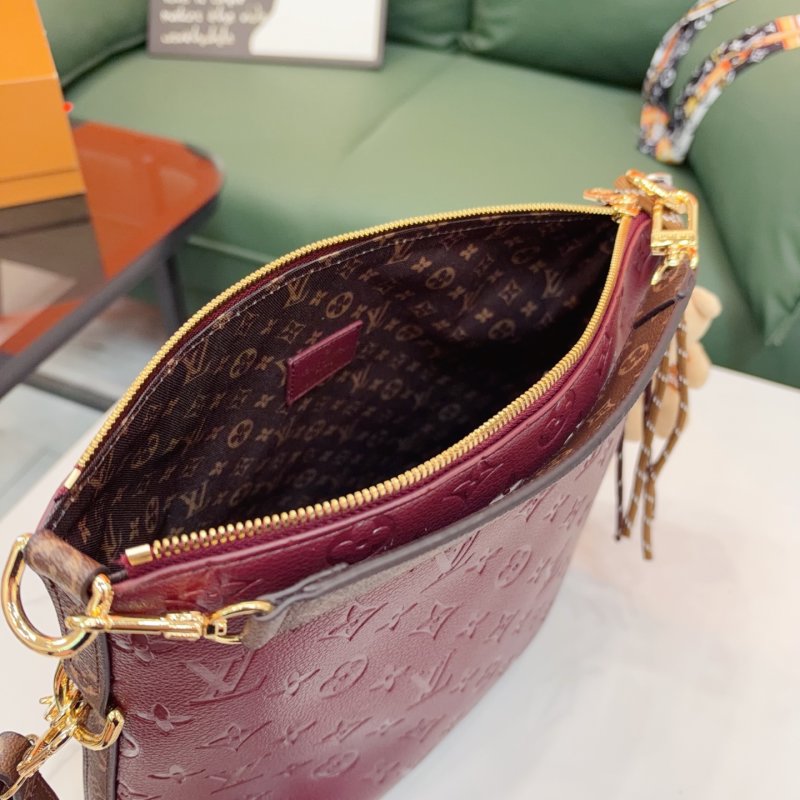 Louis Vuitton Multipass Shoulder Bag Burgundy Replica view