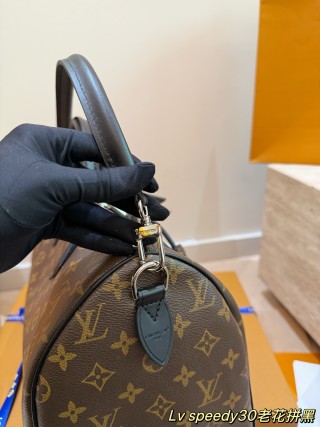 Louis Vuitton Speedy 30 Soft Monogram Handbag Brown view 6