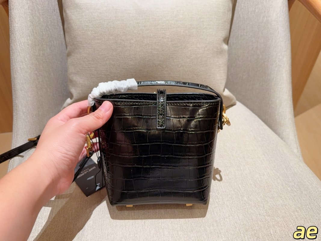 YSL LE 37 Croc Embossed Black Bucket Bag UA Replica view