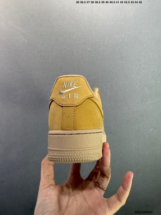 Nike Air Force 1 '07 Low Yellow Wheat view 6