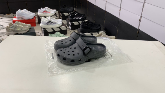 Crocs Classic Clog Charcoal with Metal Buckle