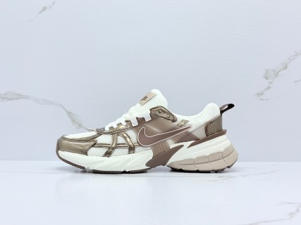 Nike Wmns V2K Runtekk Low Mink Brown Summit White