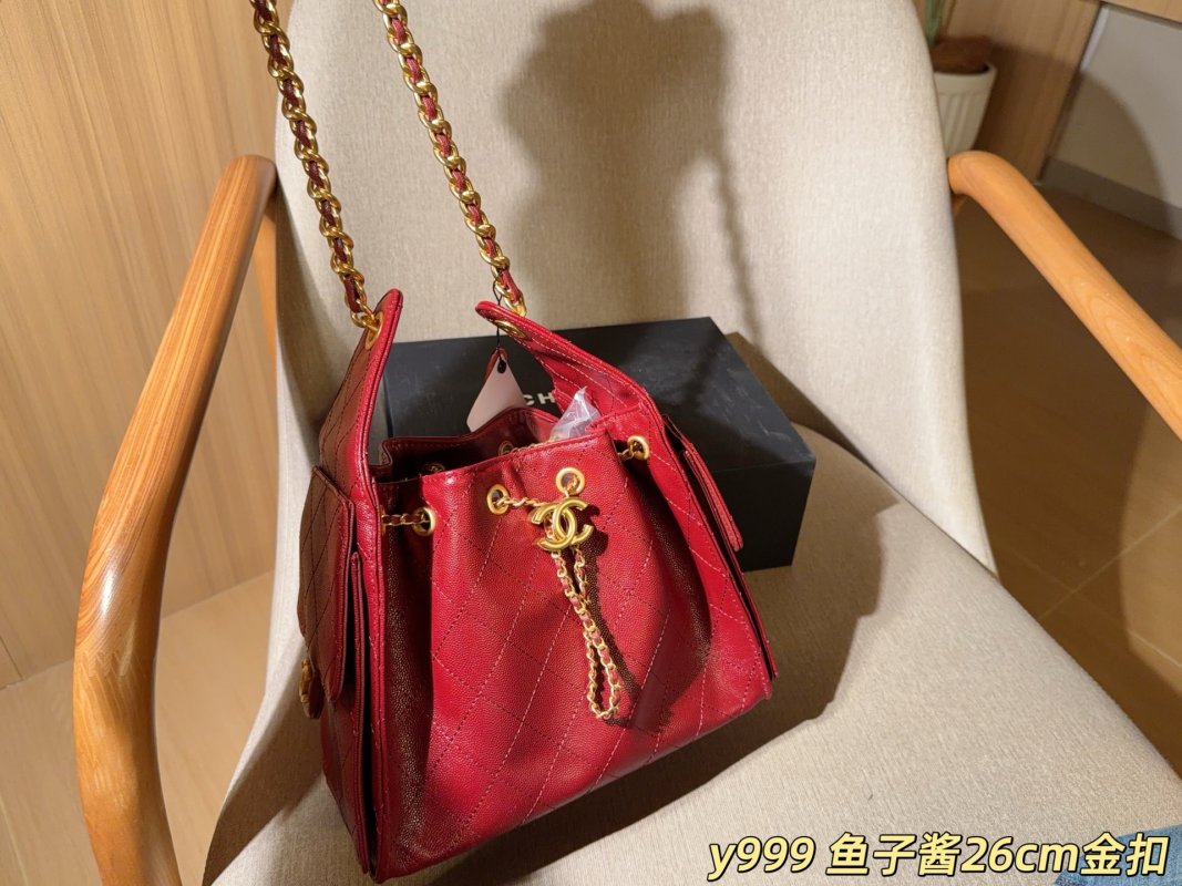 Chanel 25C Caviar Hobo Bucket Bag Cream Rep view