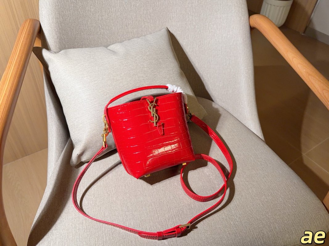 YSL LE 37 Crocodile Embossed Bucket Bag White view