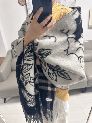 Burberry Reversible Storm Knight Cashmere Scarf Navy