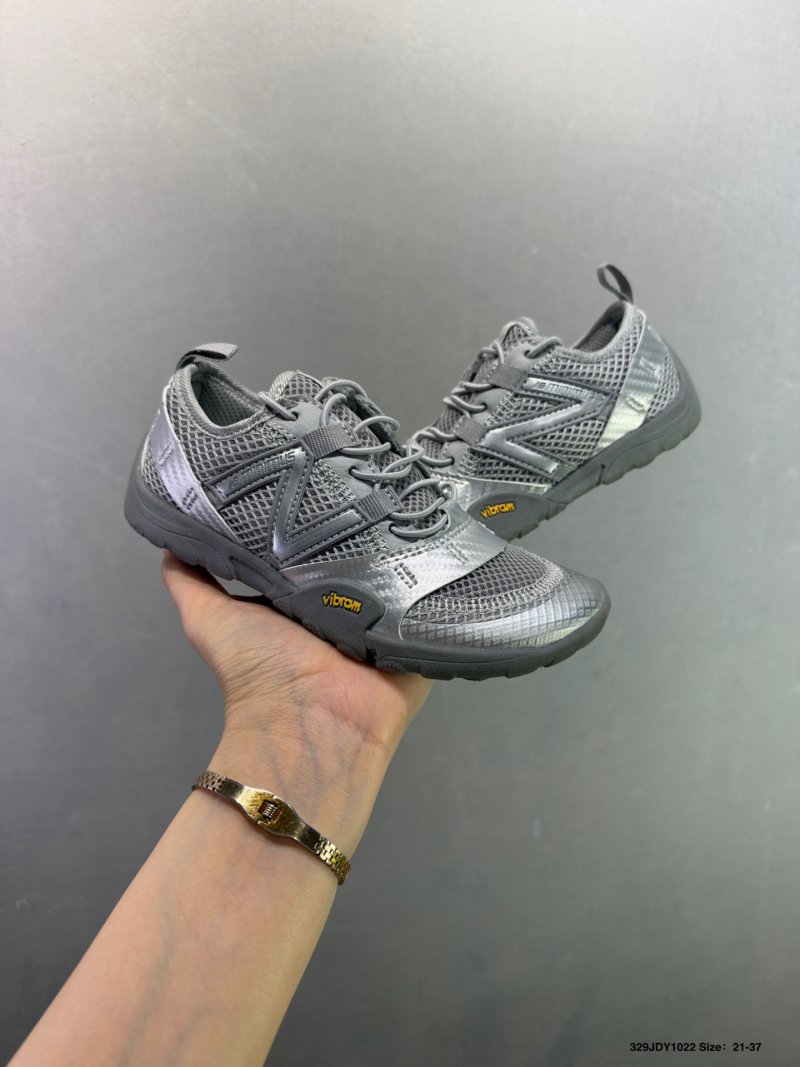 New Balance MT10 x Issey Miyake Grey Replica Sneaker view