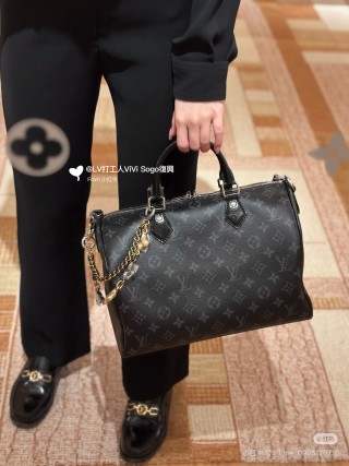 Louis Vuitton Speedy Monogram Black Handbag Replica view 3