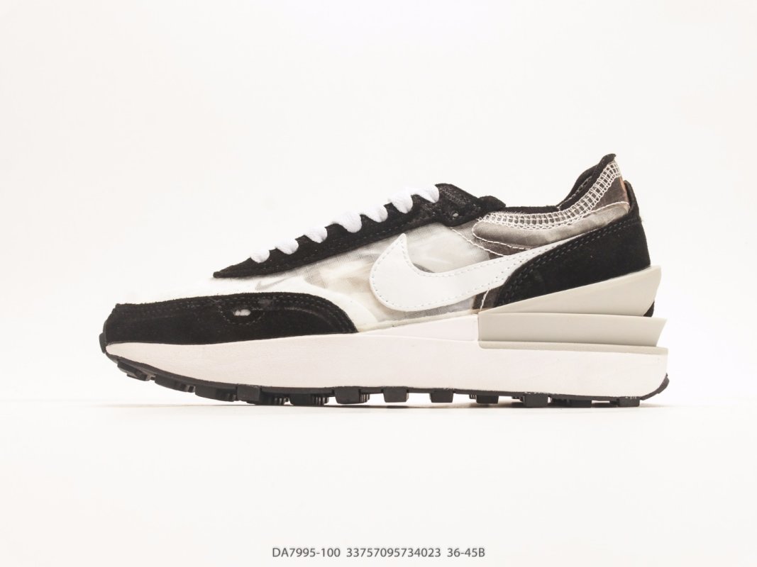 Nike Waffle Trainer 2 Beige White Black view