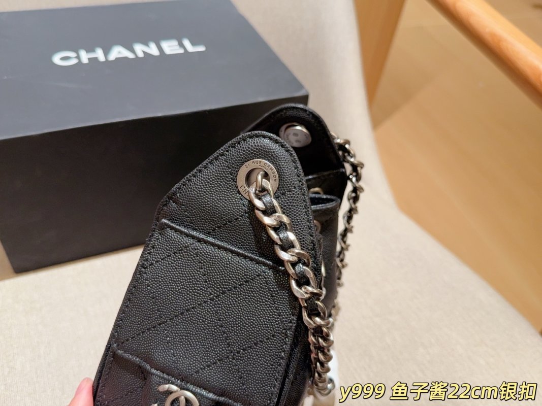 Chanel 25C Mini Caviar Caviar Leather Bucket Hobo Bag Black view