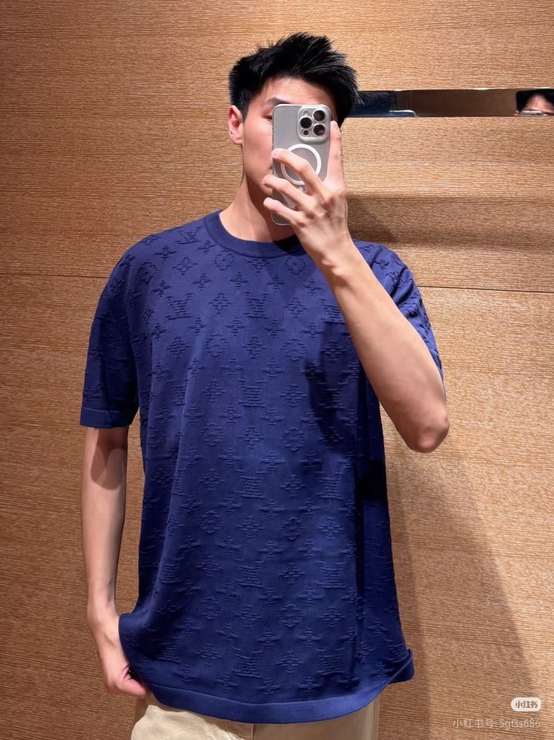 Louis Vuitton Monogram Jacquard Knit T-Shirt Navy view