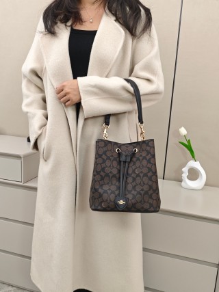 Dior Lady Dior Quilted Black Handbag UA Replica view 5