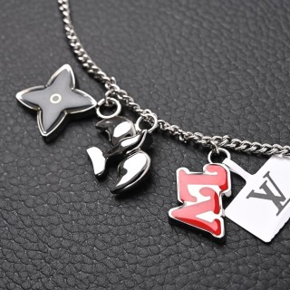 LV Dove Letter Charm Necklace - Polished Metal Replica view 3
