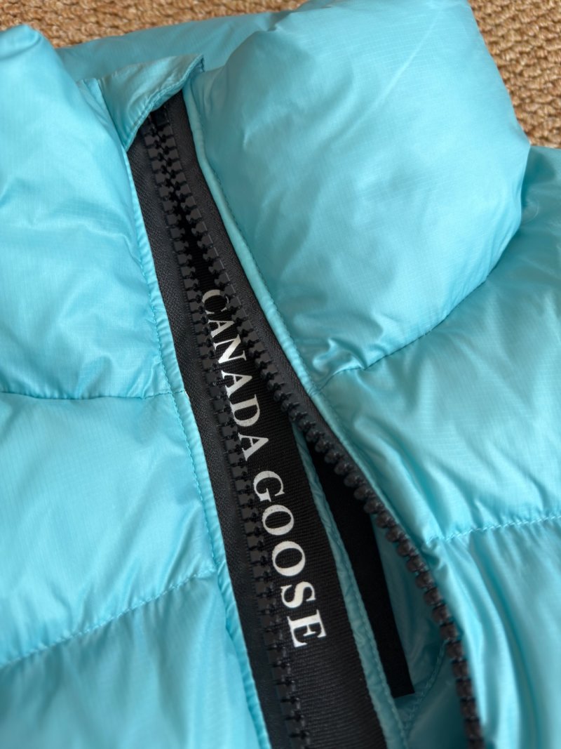 Canada Goose Cypress Puffer Vest Tiffany Blue 1:1 Replica view
