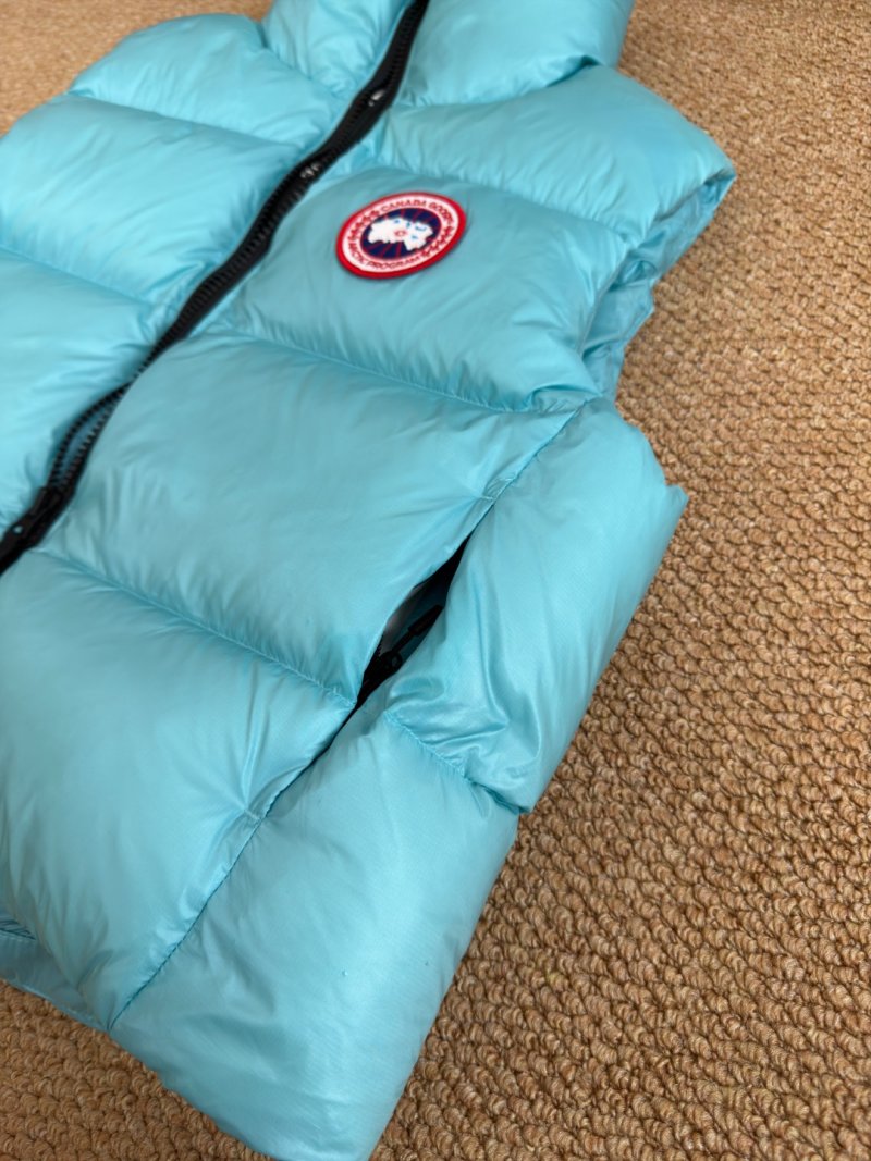 Canada Goose Cypress Puffer Vest Tiffany Blue 1:1 Replica view