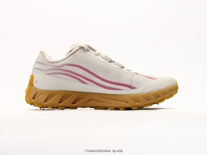 Norda 001 G+ Lightweight Outdoor Running Shoe Cream Pink view 2
