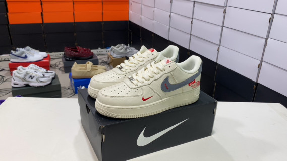 Nike Air Force 1 '07 Low Cream Grey Red Collaboration