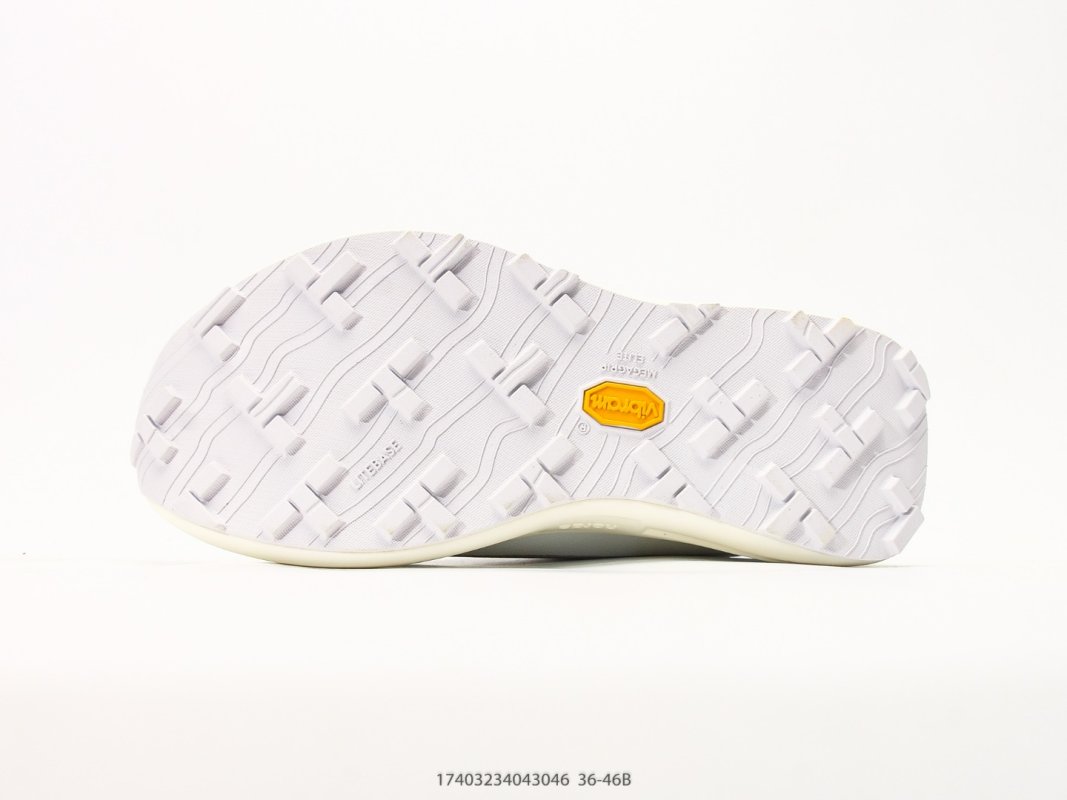 Norda 001 Cream Low-Top Trail Hiking Sneaker view