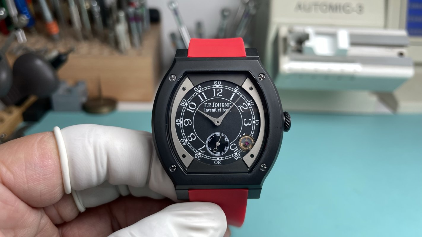 F.P. Journe Élégante 48mm Flat Tortue UA Replica - Black Dial Red Rubber