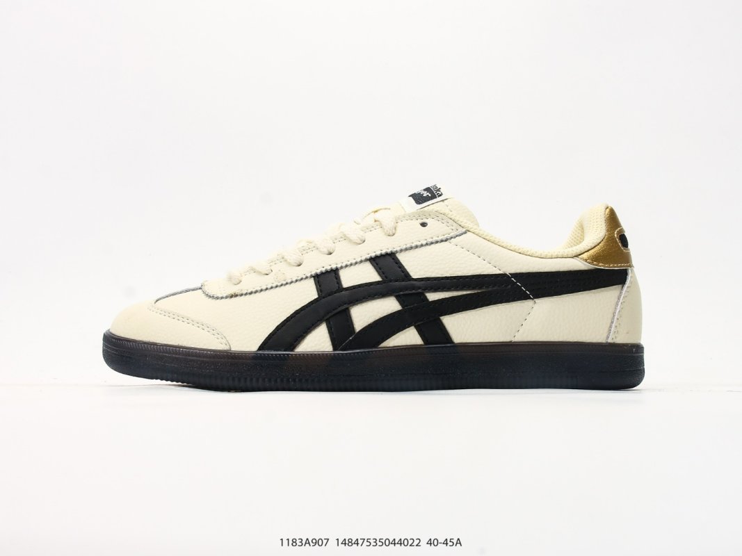Onitsuka Tiger Tokuten Cream Black Low-Top Casual Sneaker
