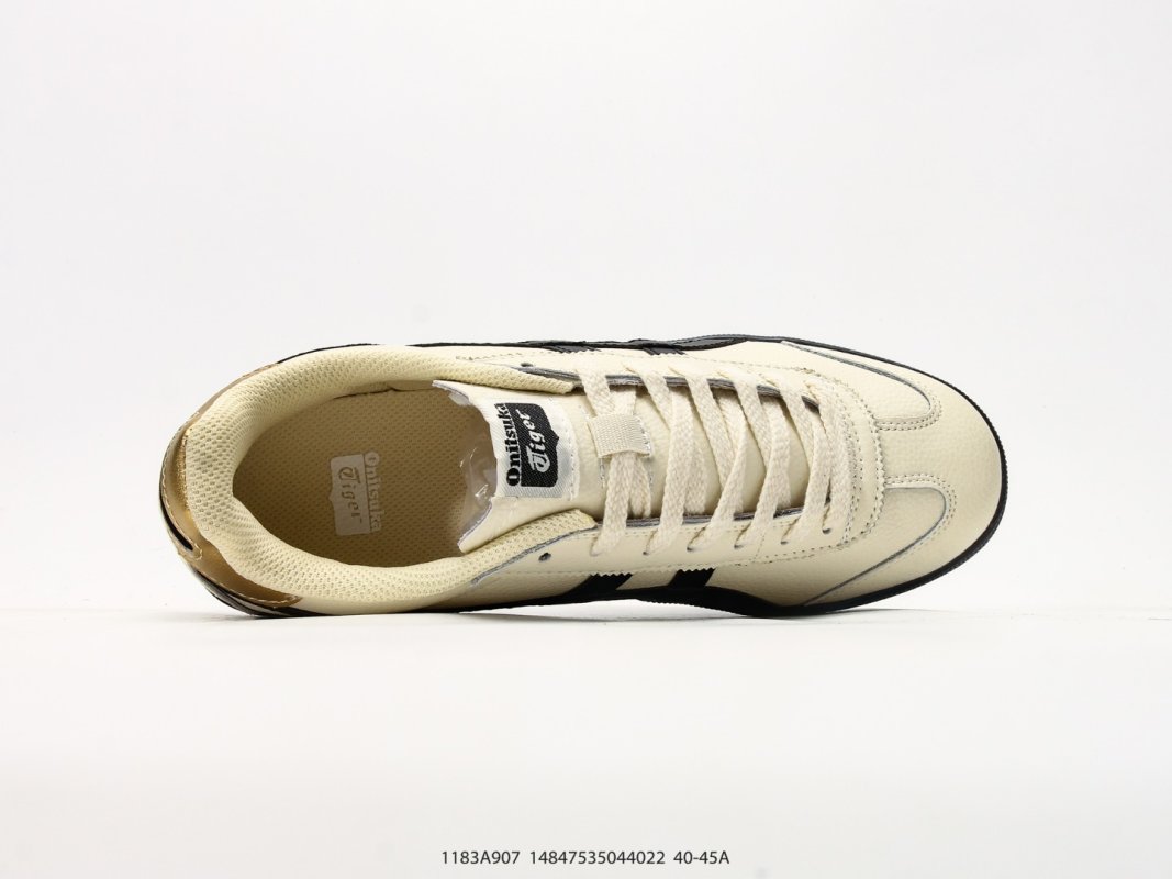 Onitsuka Tiger Tokuten Cream Black Low-Top Casual Sneaker view