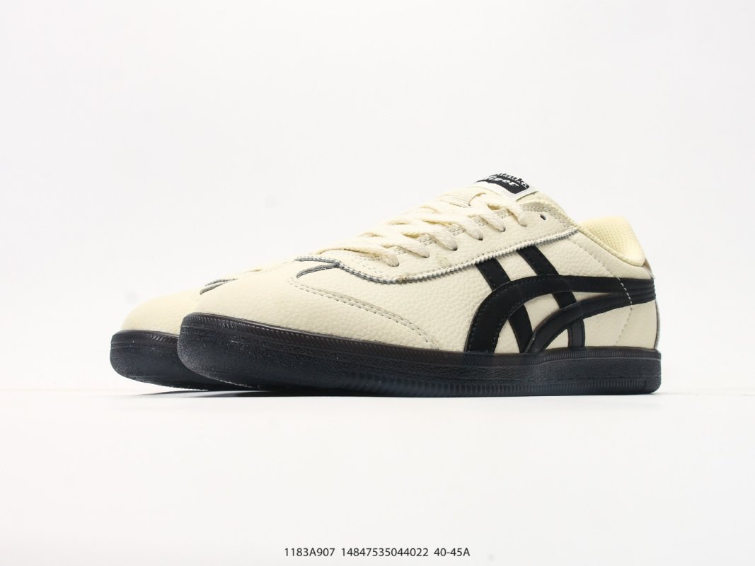 Onitsuka Tiger Tokuten Cream Black Low-Top Casual Sneaker view