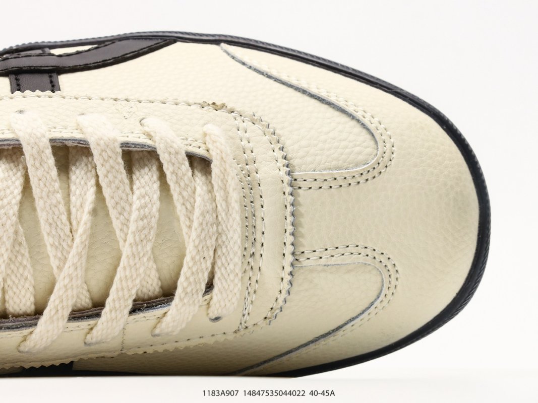 Onitsuka Tiger Tokuten Cream Black Low-Top Casual Sneaker view