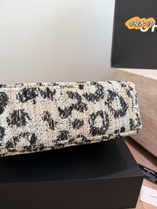 Chanel CF Maxi Leopard Tweed Bag Replica - Cream/Brown/Black view 7