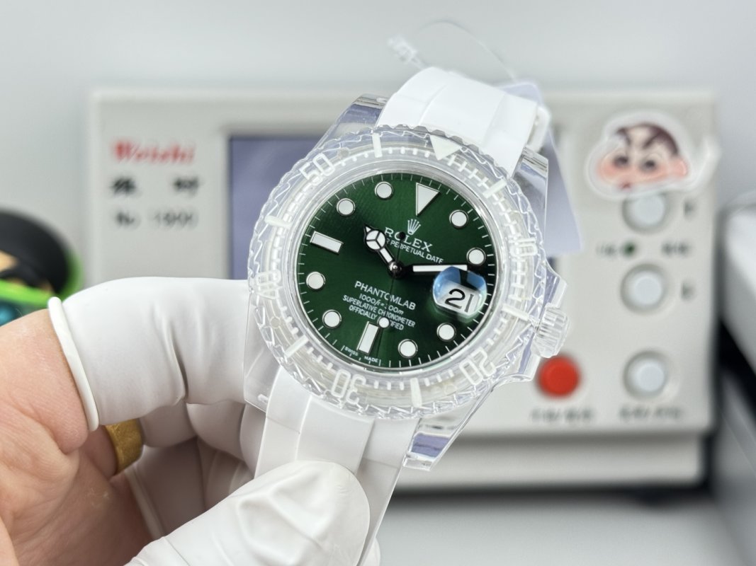 Rolex Submariner Crystal Ice White Green Dial Replica Watch 40mm view