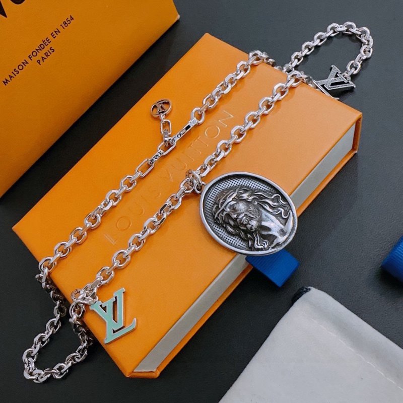 Louis Vuitton LV Logo Silver Chain Necklace - Vintage Punk Style view