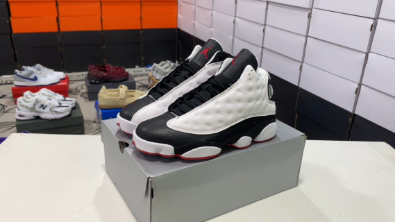 Jordan Air Jordan 13 Retro Black White Red