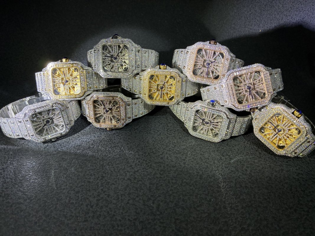 Cartier Santos Full Diamond Moissanite Replica Watch view