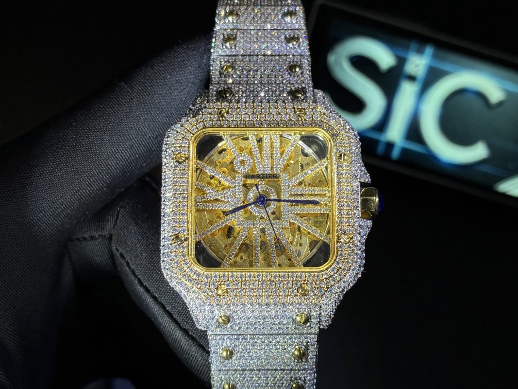 Cartier Santos Full Diamond Moissanite Replica Watch view