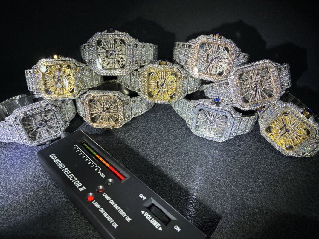 Cartier Santos Full Diamond Moissanite Replica Watch view