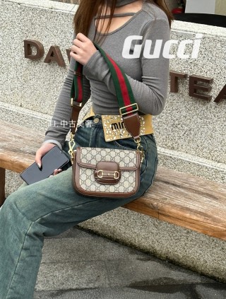 Gucci GG Marmont Black Quilted Shoulder Bag view 5
