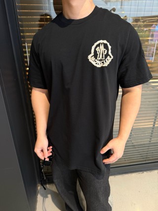 Moncler Signature Circle Logo Black T-Shirt Rep