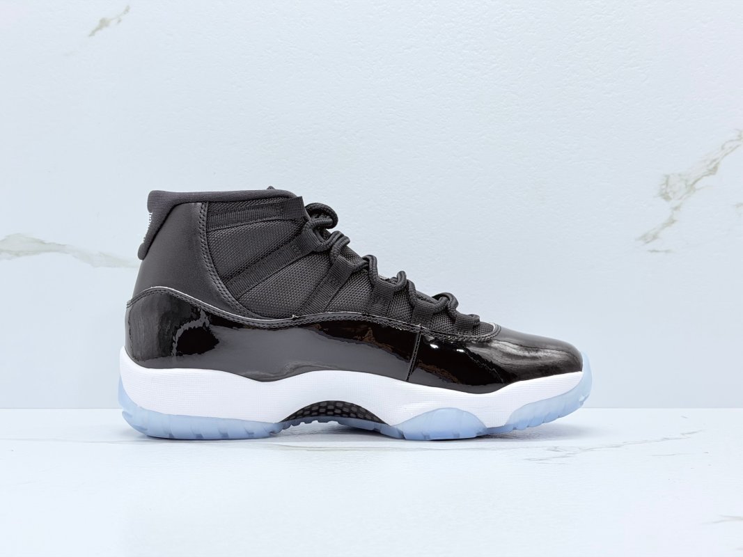 Jordan Air Jordan 11 Space Jam Black Royal Blue view