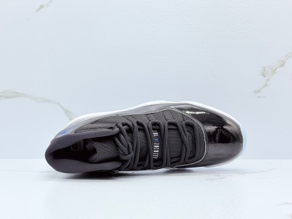 Jordan Air Jordan 11 Space Jam Black Royal Blue view 3