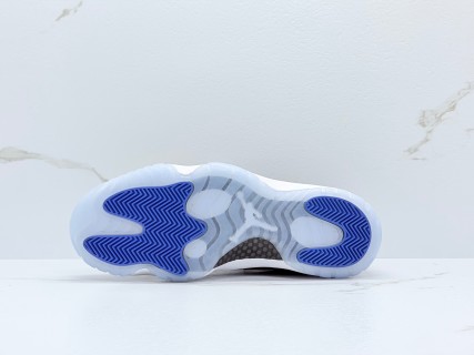 Jordan Air Jordan 11 Space Jam Black Royal Blue view 4