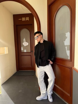 Acne Studios Stockholm 1996 Black Oversized Sweatshirt view 3