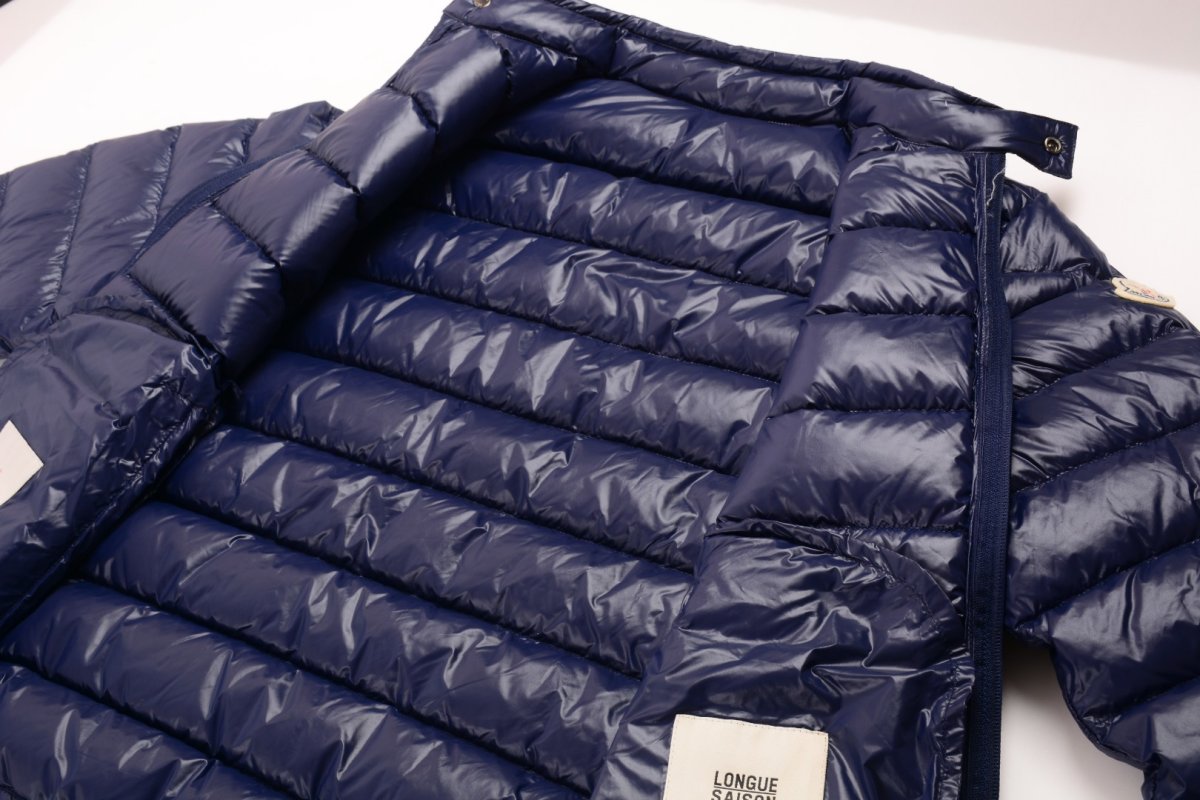 Moncler Acorus Lightweight Down Jacket Navy view
