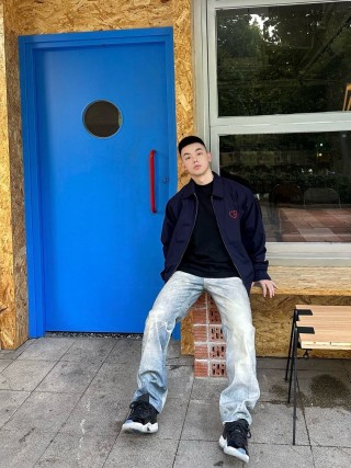 Carhartt Detroit Jacket Navy Red Heart Logo view 3