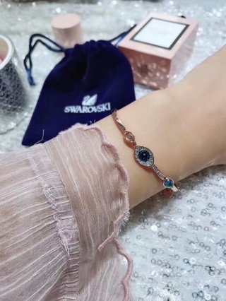Swarovski Evil Eye Crystal Rose Gold Bracelet view 9