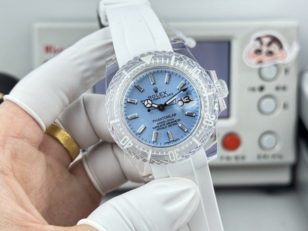 Rolex Submariner Crystal Ice Blue 40mm UA Replica Watch view