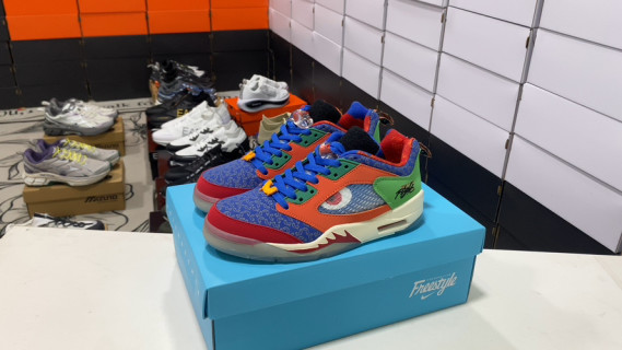 Jordan Air Jordan 5 Low Doernbecher Charity Red Blue Yellow