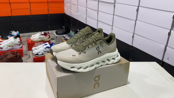 On Cloudtilt Lightweight Running Shoe Cream Olive UA